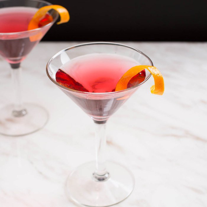 Expert Guide to Making the Perfect Cosmopolitan Cocktail