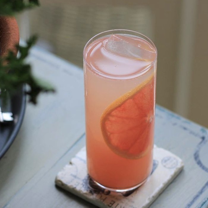 Delightful Lazy Coconut Paloma Recipe for a Tropical Twist