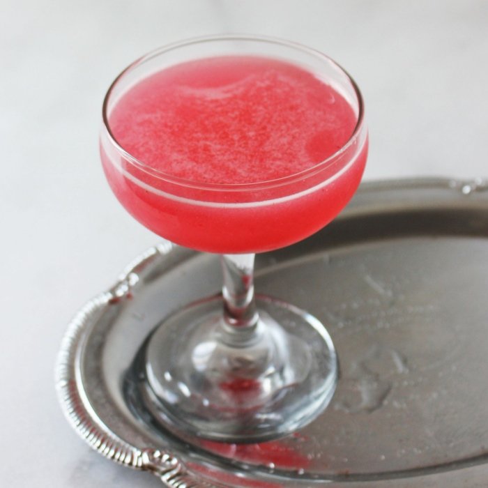 Moranguito: A Refreshing and Flavorful Cocktail Recipe to Delight Your Senses