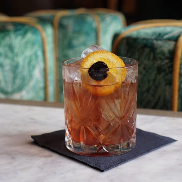 The Classic Negroni Cocktail Recipe The Perfect Blend of Bitterness and Citrus