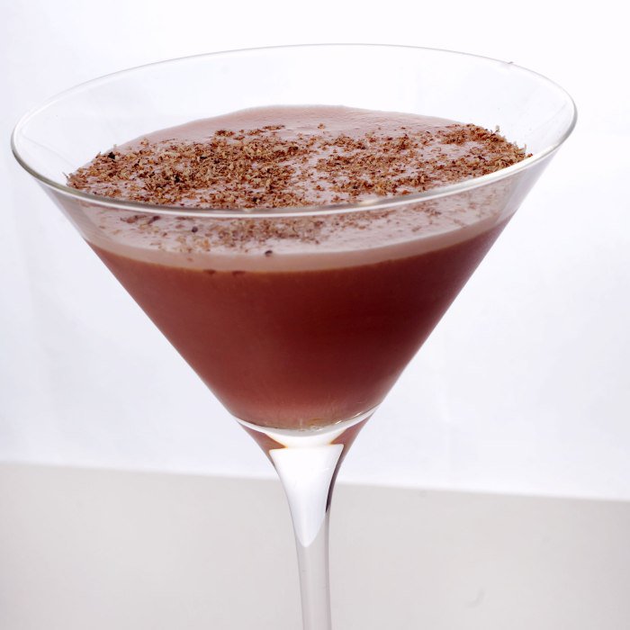 Porto flip cocktail recipe A rich and classic drink for sophisticated palates