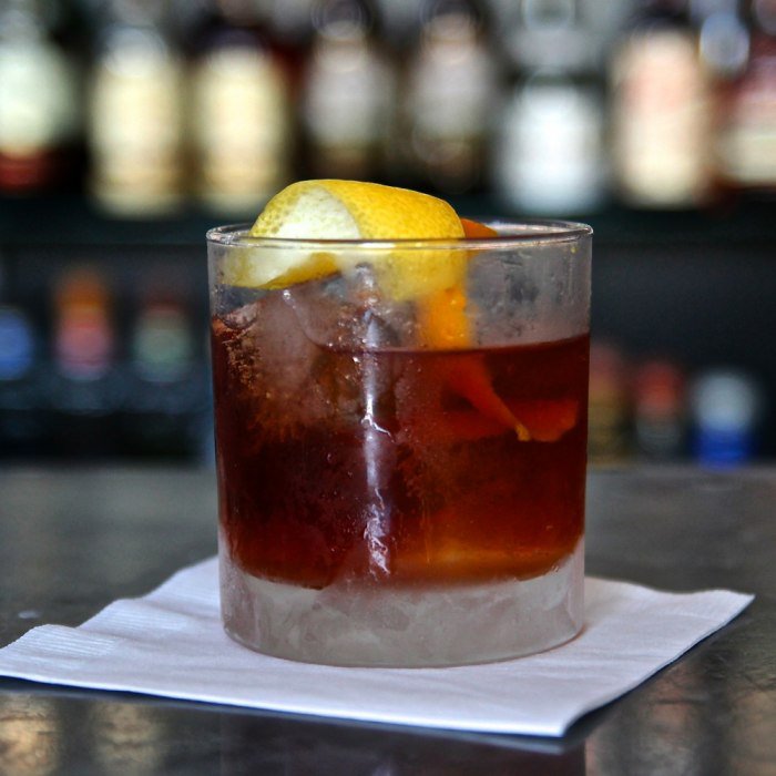 Ultimate Guide to the Rum Old-fashioned Cocktail Recipe