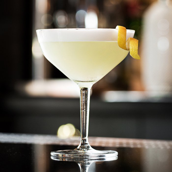 Classic White Lady Cocktail Recipe A Timeless Gin Delight with a Zesty Twist