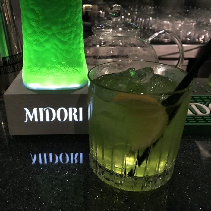 Discover the Vibrant and Refreshing Zimadori Zinger Cocktail Recipe